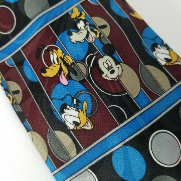 Disney Mickey Mouse, Goofy, Donald Duck Neck Tie - Picture 2 of 5